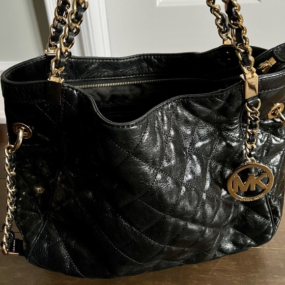 MICHAEL Michael Kors Susannah Black Quilted Leather Purse - Picture 3 of 7
